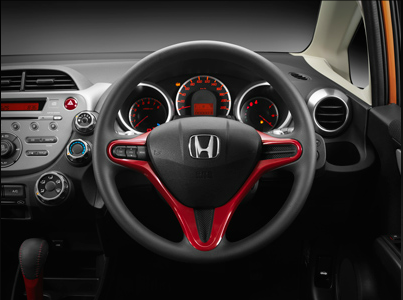 ชุดตกแต่งแผงครอบพวงมาลัย Honda Jazz แต่ง