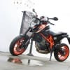 2016-KTM-690-Duke-R_15_resize