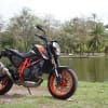 2016-KTM-690-Duke-R_42_resize