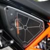 2016-KTM-690-Duke-R_Detail_04_resize