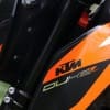 2016-KTM-690-Duke-R_Detail_22_resize