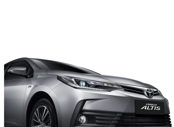 2017-Toyota-Altis_6