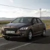 2015-Peugeot208 3