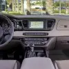 2015-kia-sedona-14_resize