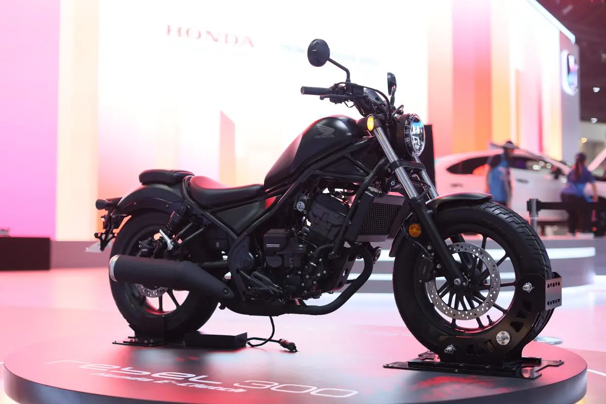 HONDA REBEL 300 ใหม่