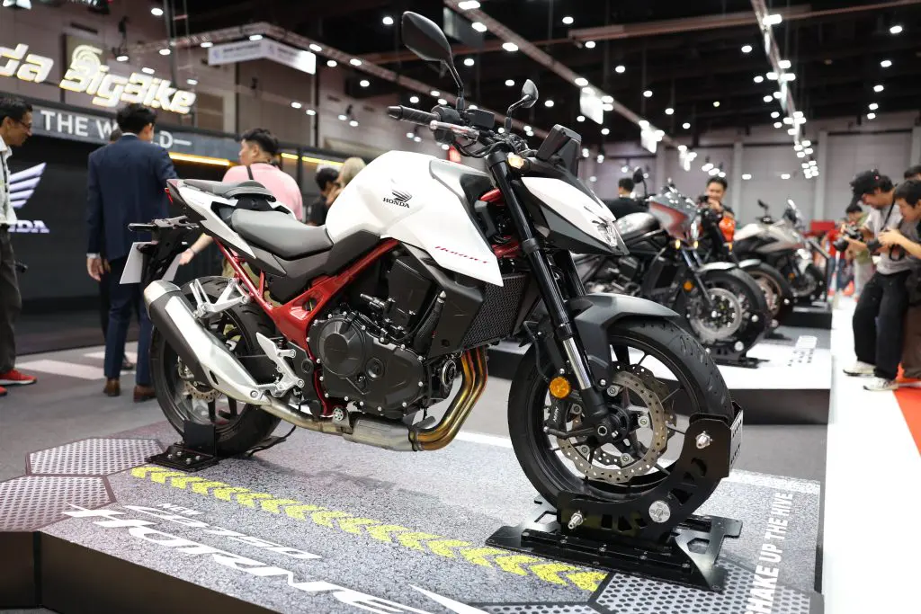 HONDA CB 750 HORNET