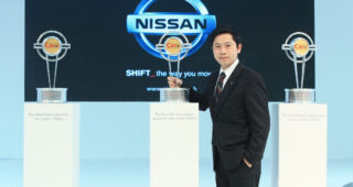 Nissan รถยนต์คุณภาพ คว้า 3 รางวัล'CAR OF THE YEAR AWARDS 2012'