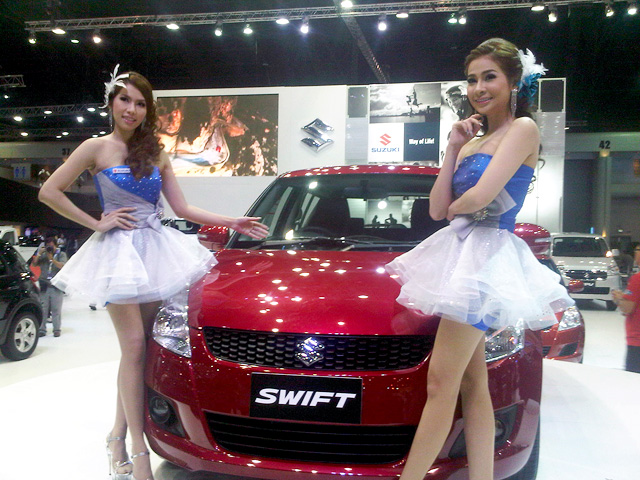 SWIFT "สวิฟท์" ดาวเด่นมอเตอร์โชว์ ยอดจองทะลัก 10,000 คัน เกิดคาด 5 เท่า
