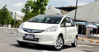 ทดลองขับ Honda Jazz Hybrid เจ้าตัวประหยัดล้ำสมัย