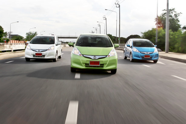 ลองขับ ฮอนด้า แจ๊ซ ไฮบริด คุ้มจริงหรอ?