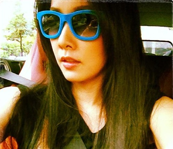 ไฟตอนกลางคืน กับ แว่นกันแดด