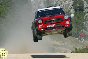 สุโค่ย! MINI ชนะเลิศปิดฉากการแข่ง WRC ปี 2012