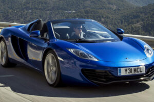 แรงแซงโค้ง! McLaren เปิดตัวสปอร์ตสุดแรง "MP4-12C Spider"ราคาโดนใจ