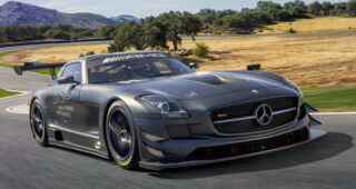 มาใหม่อีกแล้ว! Mercedes-Benz เปิดตัวรถฉลองครบ 45 ปี ตระกูล SLS AMG ชื่อเก๋ไก๋ "GT3"