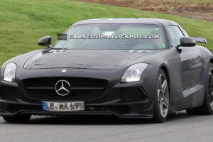 มาดขรึม... Mercedez Benz เปิดตัว SLS AMG's Darker โทนสีเข้ม