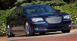 Mopar อีกแล้วจ้า! Chrysler 300 กับคอนเซปไฮโซหรูหราสะดวกสบาย