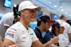ตำนาน! Schumacher อำลงวงการ F-1 อย่างเป็นทางการ