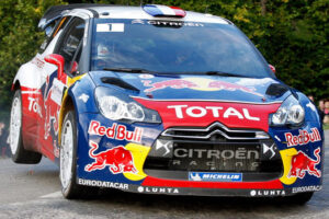 เก่งไปไหน! Sebastien Loeb คว้าแชมป์แรลลี่ 9 สมัยติด Renault ได้ทีมงานยอดเยี่ยมสมัย 8