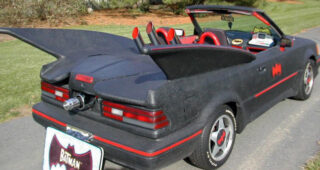 เอาฮาไปไหน! หนุ่มนิรนามขายรถเลียนแบบ "1966 Batmobile" บน eBay