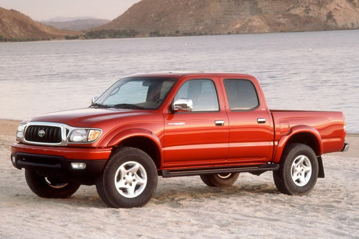 toyota tacoma ราคา used