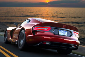 เร็วเหนือใคร! Chrysler Group เปิดตัว "2013 SRT Viper" แรงเหนือใคร