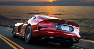 เร็วเหนือใคร! Chrysler Group เปิดตัว "2013 SRT Viper" แรงเหนือใคร