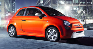 จิ๋วแต่แจ๋ว! Fiat เปิดตัว "Powered 500e" รถรุ่นใหม่เอาใจเทคโนโลยีสมัยใหม่