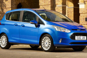 ขายดีจัง! Ford เปิดเผยยอดจำหน่าย "Ford B-Max" รุ่นใหม่กว่า 1,000 คัน ภายใน 6 สัปดาห์