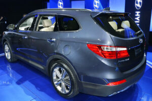 เลือกได้ตามใจ! Hyundai เปิดตัว 2013 Santa Fe ปรับได้ทั้ง 6 และ 7 ที่นั่ง