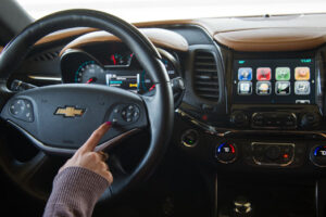 อยากเล่นอ่ะ! Chevy เสนอเทคโนโลยี "MyLink" แบบใหม่ในรถ 2014 Impala ออกแบบได้เอง
