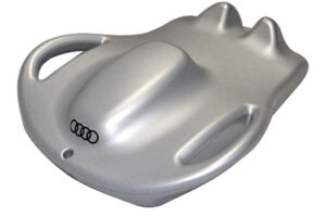 ขอทำบ้าง! Audi ทำเลื่อนหิมะออกขายในฤดูหนาวตามแบรนด์ Volkswagen