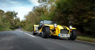 ความสนุกแบบเข้าถึง! Caterham Supersport R