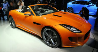 เปิดตัวแล้ว! Jaguar F-Type เปิดตัวงาน LA Show พร้อมเพิ่มเติม "Design" และ “Black”