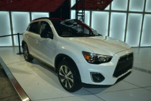 ทำเป็นซุ่ม! Mitsubishi เปิดตัว "2013 Outlander Sport Limited Edition" ฉลองครบรอบ 30 ปีในสหรัฐ