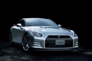 สวยดีนะ! Nissan GT-R 2013