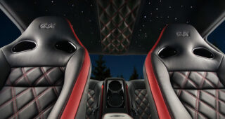 ดาวเต็มฟ้า! Vilner สุดไฮเทคออกแบบ "Nissan GT-R" เพดานภายในสุดสวยอลังการ