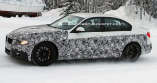 ฝ่าหนาว! "BMW M3 Sedan" ขับรถทดสอบรุ่นล่าสุดท่ามกลางหิมะหนา