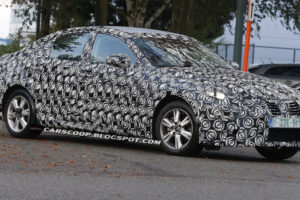 โคตรไฮเทค! 2014 Lexus IS เผยโฉมเทคโนโลยีแบบใหม่ตัวช่วยดูการจราจรและระบบสภาพอากาศ