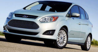 งานเข้า! ผู้บริโภคดำเนินคดีฟ้องร้อง "Ford C-Max" และ "Fusion Hybrid" ฐานไม่ประหยัดเหมือนโฆษณา