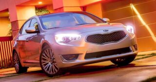 กังนัมสไตล์! เผยโฉมภายในของรถ "KIA Cadenza 2014" ตีตลาดสหรัฐอเมริกา