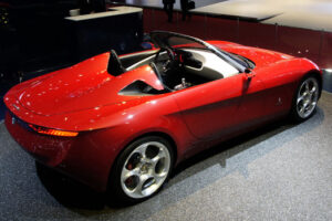 สองแรงแข็งขัน! Mazda และ Fiat ประกาศร่วมมือกันผลิต Alfa Romeo Spider รุ่นใหม่ล่าสุดในญี่ปุ่นภายในปี 2015