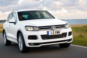 ยิงปืนนัดเดียว! VW เปิดตัว "New Touareg R-Line" ลดราคาขาย "CC" ในสหราชอาณาจักร