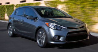 ใหม่ล่าสุด! รถอย่าง "2014 Kia Forte Hatchback" พร้อมเปิดโฉมใหม่แบบ 5 ประตู