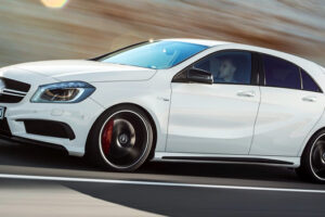 สวยหรูหรา! Mercedes-Benz A45 AMG เปิดตัวพร้อมเครื่องยนต์ 350 แรงม้า