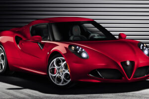 หายไปนาน! รถแบบ "Alfa Romeo 4C Mid Engine" กลับมาแล้วอีกครั้งหลังหายไปเกือบ 2 ปีเต็ม