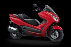 AP Honda ส่งบิ๊กสกู๊ตเตอร์สุดหรู Forza 300 ลงจำหน่ายทั่วประเทศแล้ว