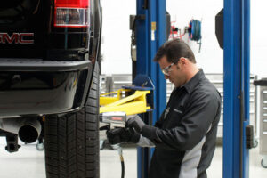 ดูแลเยี่ยม! GMC เอาใจผู้ซื้อ "2013 Sierra" ด้วยการรับประกันงานบริการกว่า 2 ปี