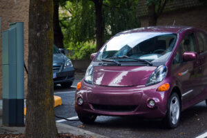 ห่วงใยจริง! Mitsubishi ตัดสินใจเรียกรถ "i-MiEV Electric Cars" กว่า 14,700 คันทั่วโลกแก้ปัญหาระบบเบรค