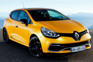 สั่งเลยจ้า! Renault’s เปิดตัวรถ Clio R.S. 200 EDC ให้สั่งแล้วเริ่มต้นที่ราคา €24,990