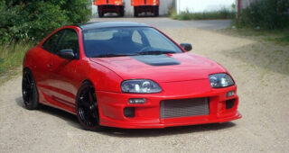 สุดยอดน้อง! พบเด็กขั้นเทพแต่งรถแบบ Toyota Supra สุดหรูจากรถธรรมดาๆขายในเว็บไซต์